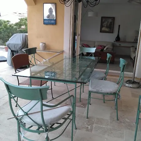 Apartment De La Terre Blanche *