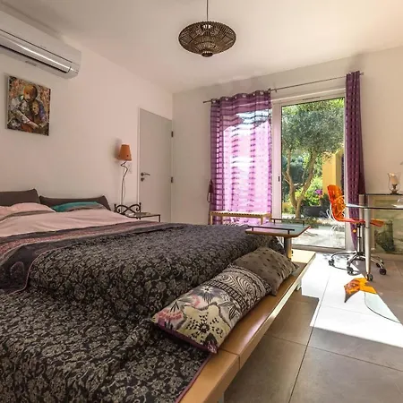 Apartment De La Terre Blanche *